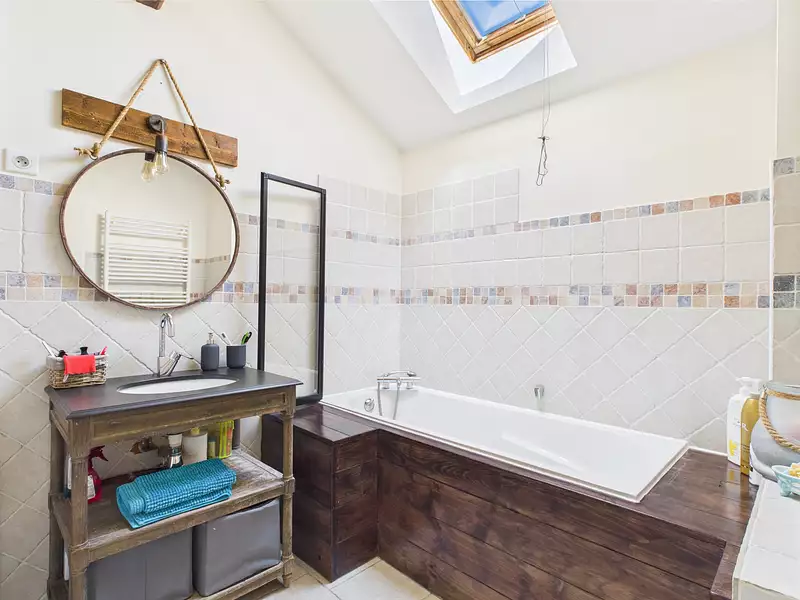 Maison, 330 m²