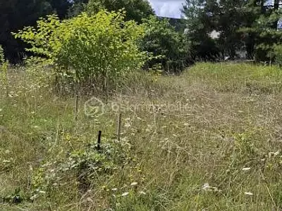 Terrain, 1 270 m²