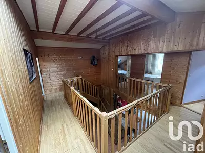 Maison, 215 m²