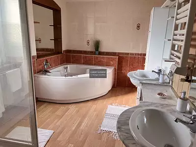 Maison, 174 m²
