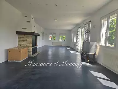 Maison, 360 m²