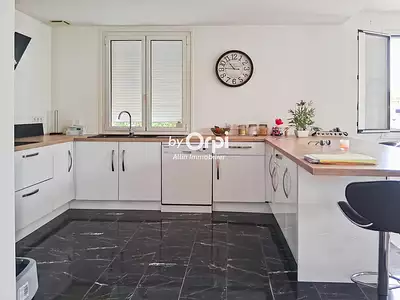 Maison, 144 m²