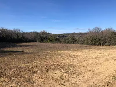 Terrain, 7 600 m²