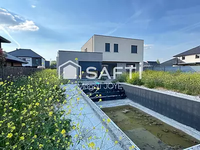Maison, 178 m²