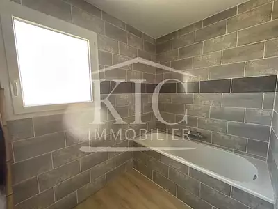 Maison, 180 m²