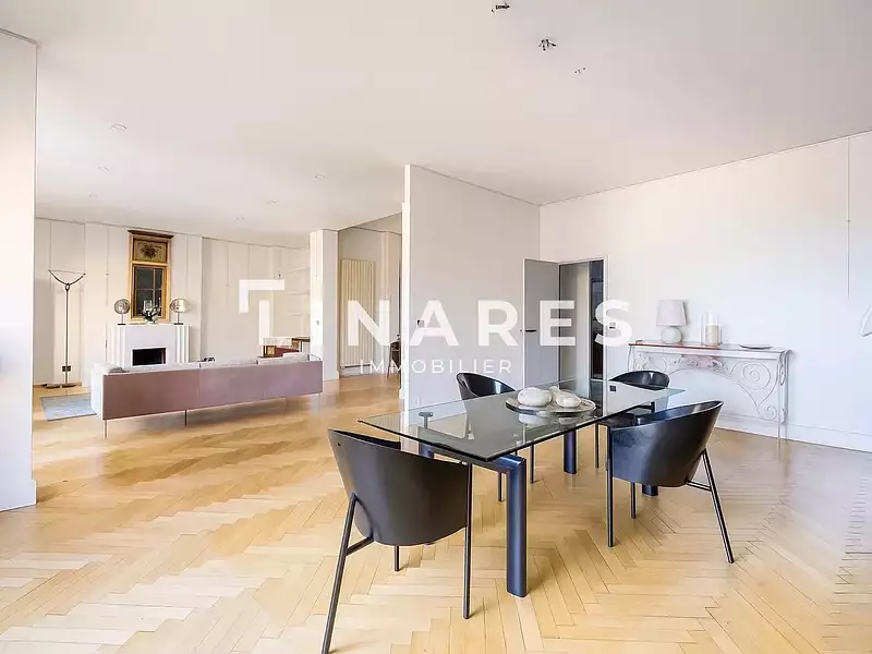 Appartement, 219 m²