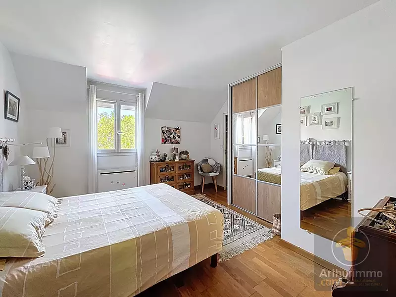 Maison, 174 m²