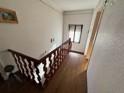 Maison, 299 m²