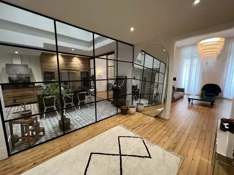 Appartement, 201 m²