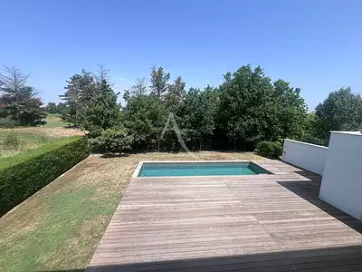 Maison, 132 m²