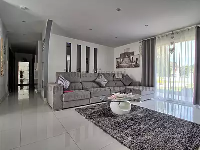 Maison, 122 m²