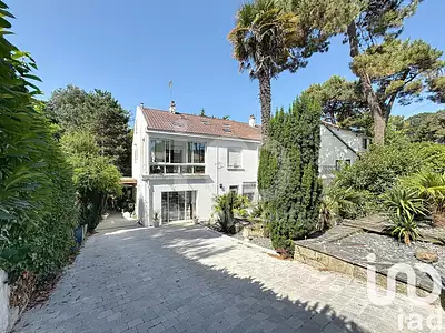 Maison, 200 m²
