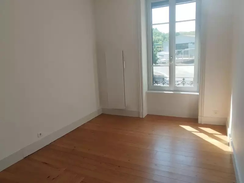 Immeuble, 375 m²