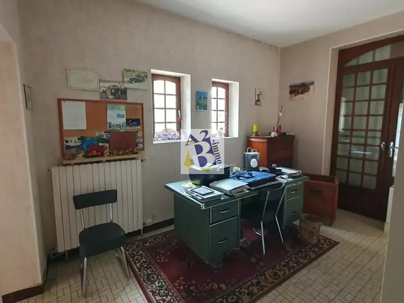 Maison, 221 m²