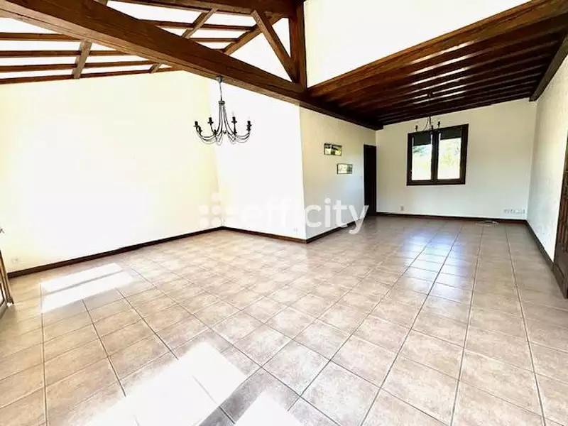 Maison, 132 m²