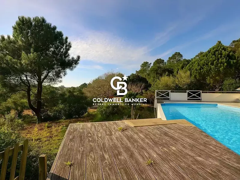 Maison, 400 m²