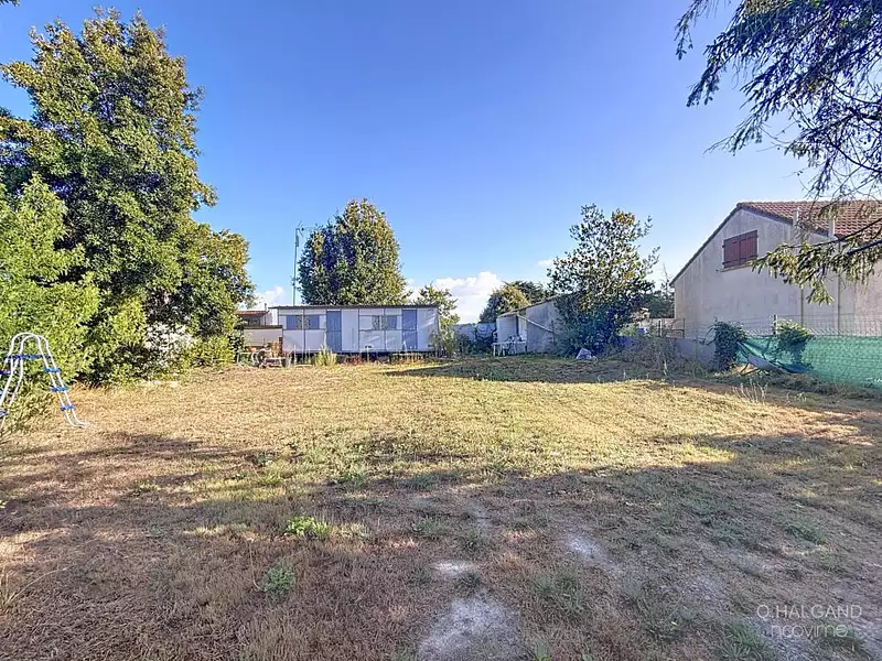 Terrain, 416 m²