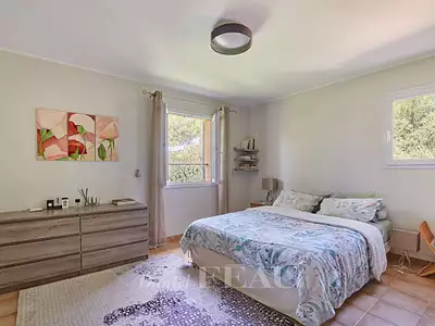 Maison, 146 m²