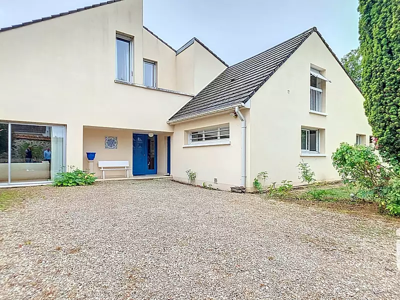 Maison, 376 m²