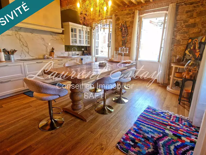 Maison, 220 m²