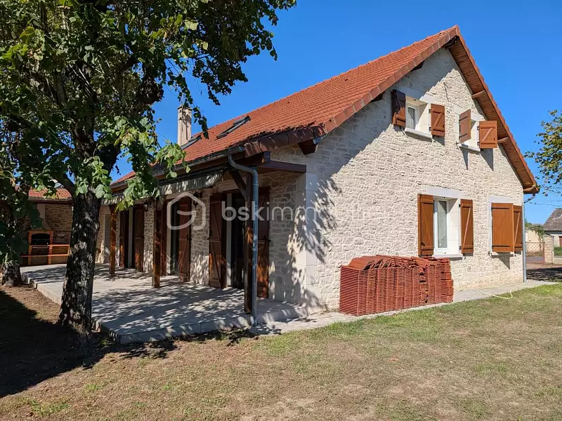 Maison, 180 m²