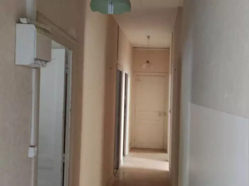 Immeuble, 100 m²