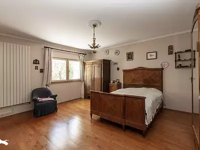 Maison, 254 m²
