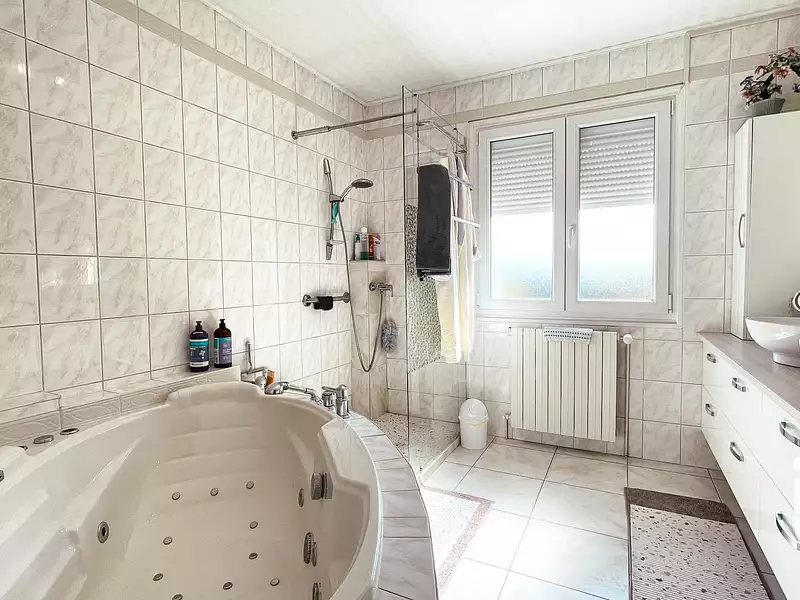 Maison, 173 m²