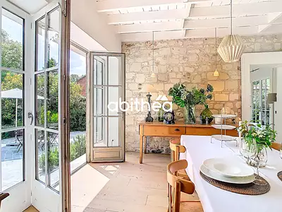 Maison, 250 m²