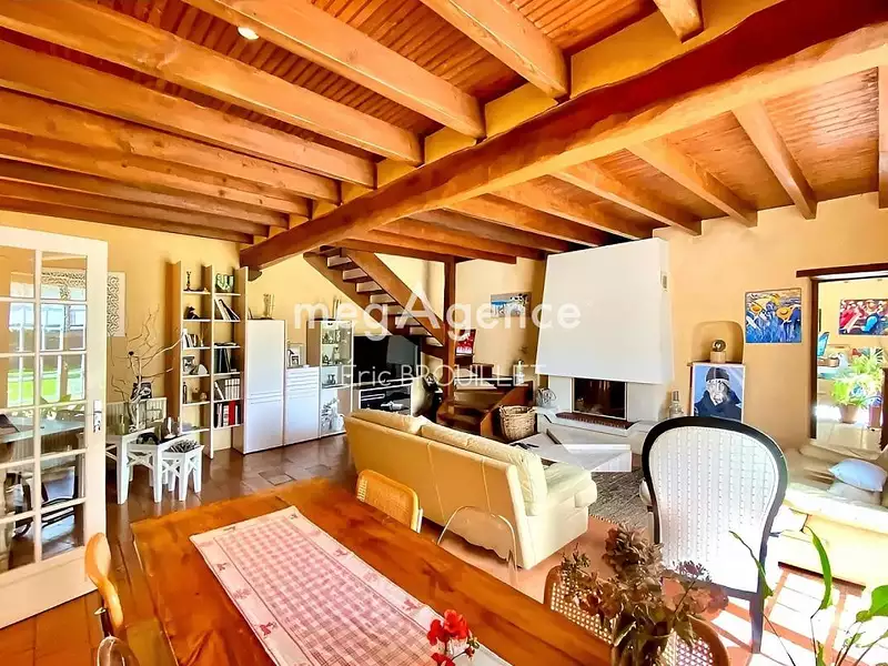 Maison, 192 m²