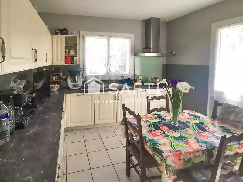 Maison, 111 m²