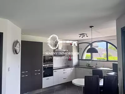 Maison, 185 m²