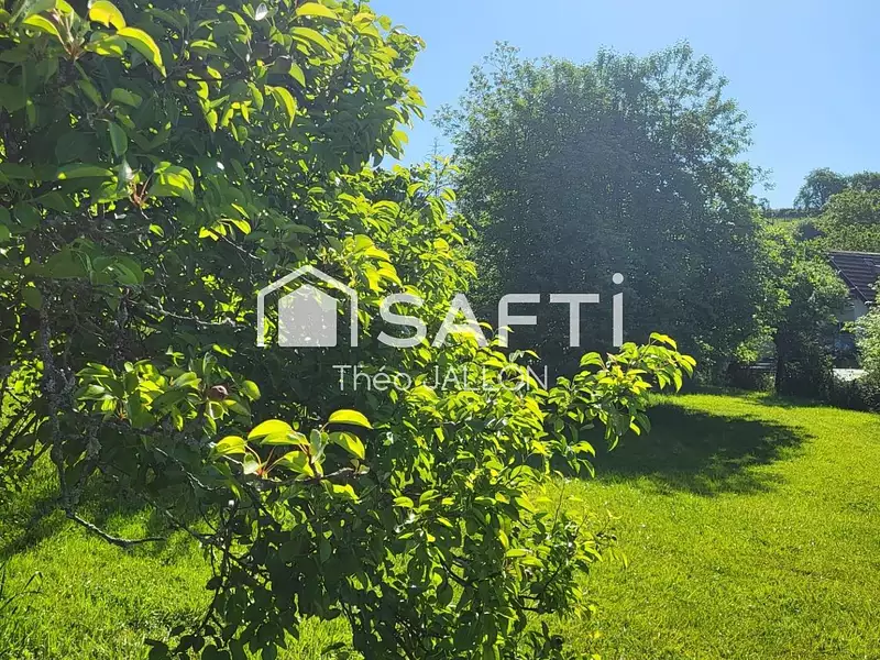 Terrain, 1 681 m²