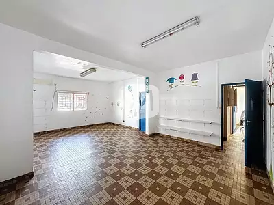 Immeuble, 273,56 m²