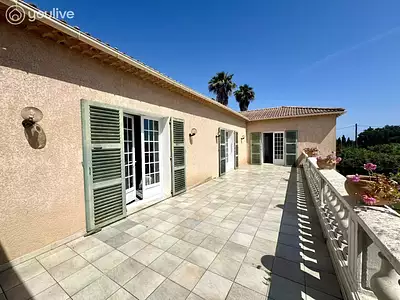 Maison, 484,84 m²