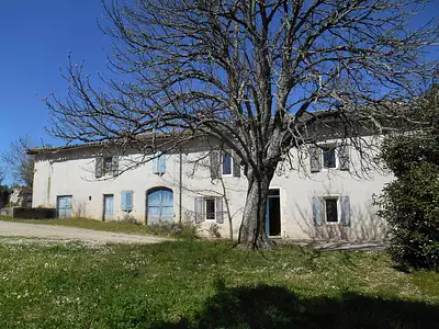 Maison, 790 m²