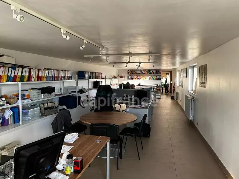 Immeuble, 850 m²