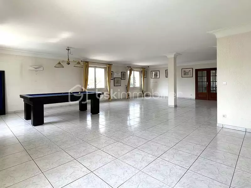 Maison, 282 m²