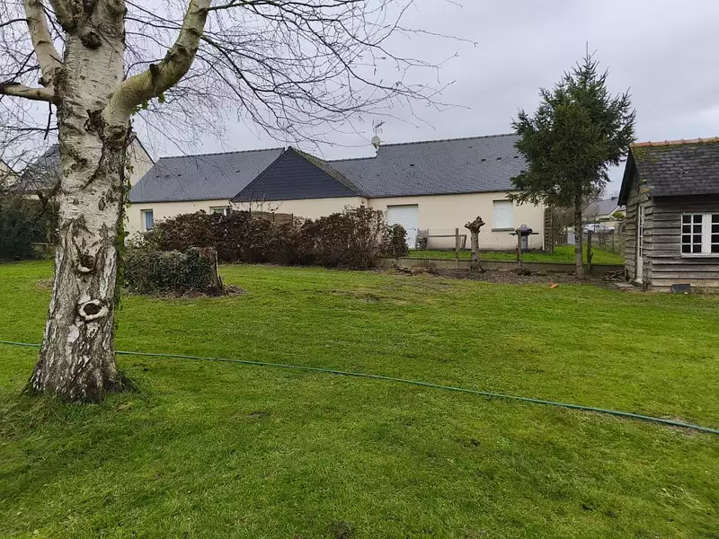 Terrain, 600 m²