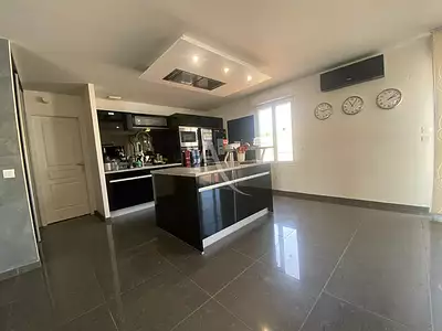 Maison, 145 m²