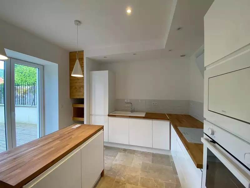 Maison, 195 m²