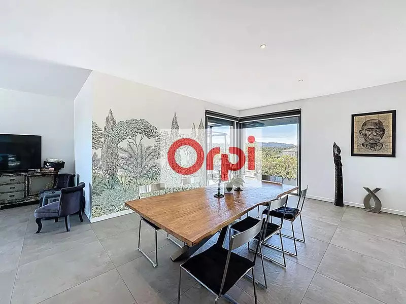 Appartement, 157 m²