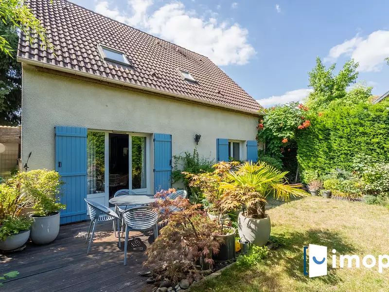 Maison, 115 m²
