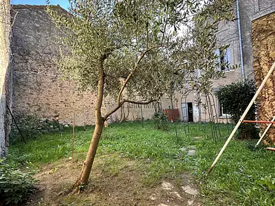 Maison, 240 m²