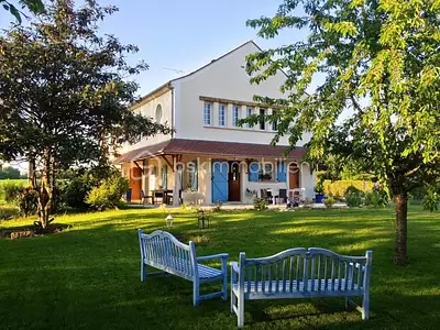 Maison, 225 m²