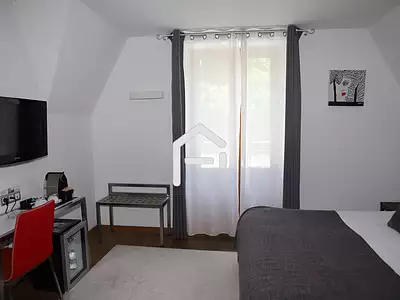 Maison, 1 000 m²
