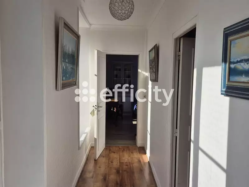 Maison, 495 m²