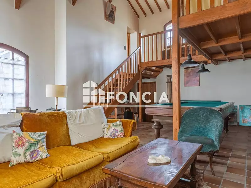 Maison, 238 m²