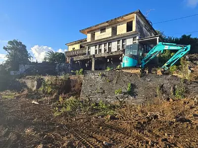 Maison, 1 327 m²