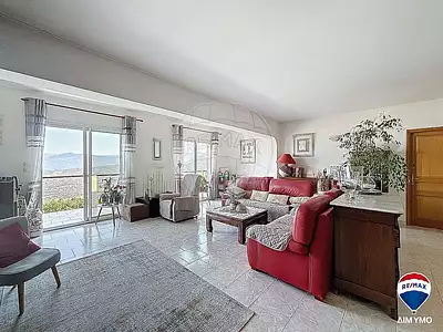 Maison, 179 m²